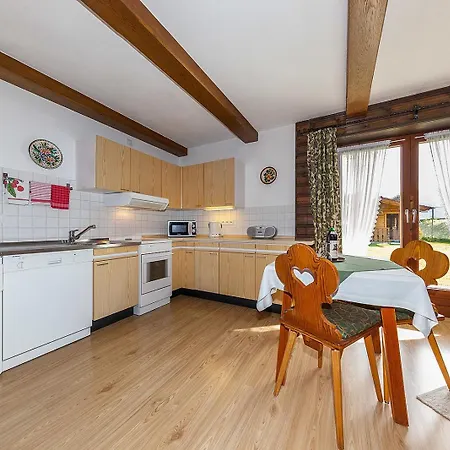 Gaestehaus Karwendelblick - Ferienwohnungparterre * Wallgau